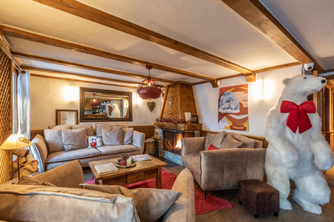 Les Monts Charvin Hotel คูร์เชอแวล ภายนอก รูปภาพ