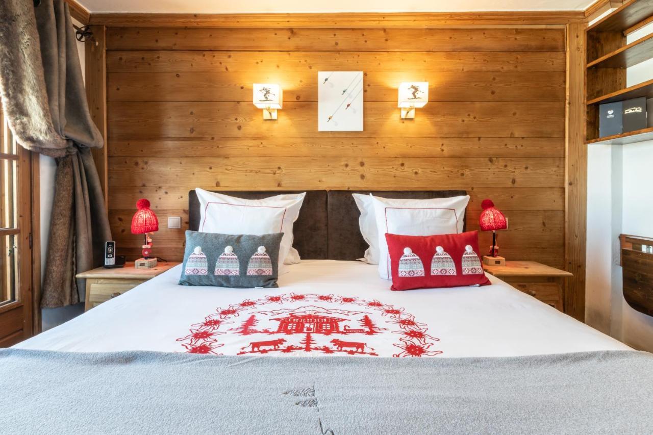 Les Monts Charvin Hotel คูร์เชอแวล ภายนอก รูปภาพ
